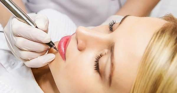 Lip Brightening Therapy pigmentation reduction